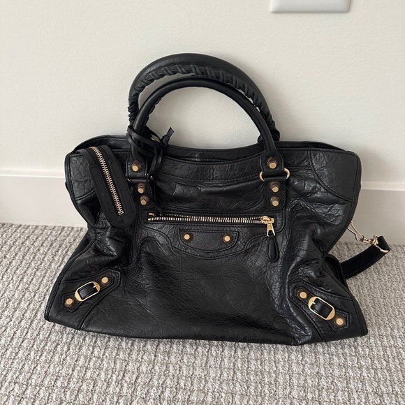 Authentic Balenciaga City Black Bag - Picture 2 of 8